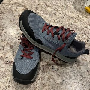 Astral trail mesh W’s in rainshadow blue